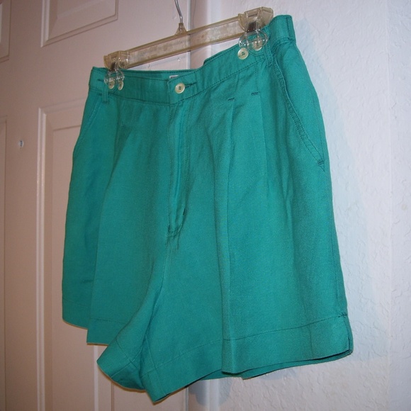 Essentials Style Green Shorts Linen Blend 14 P - Picture 2 of 8
